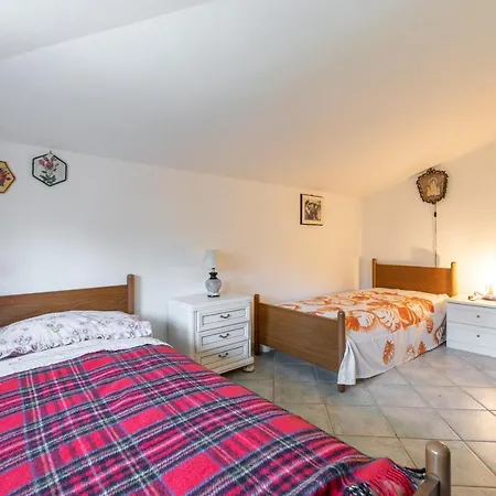 Feriehus La Mansarda Nel Parco Teulada